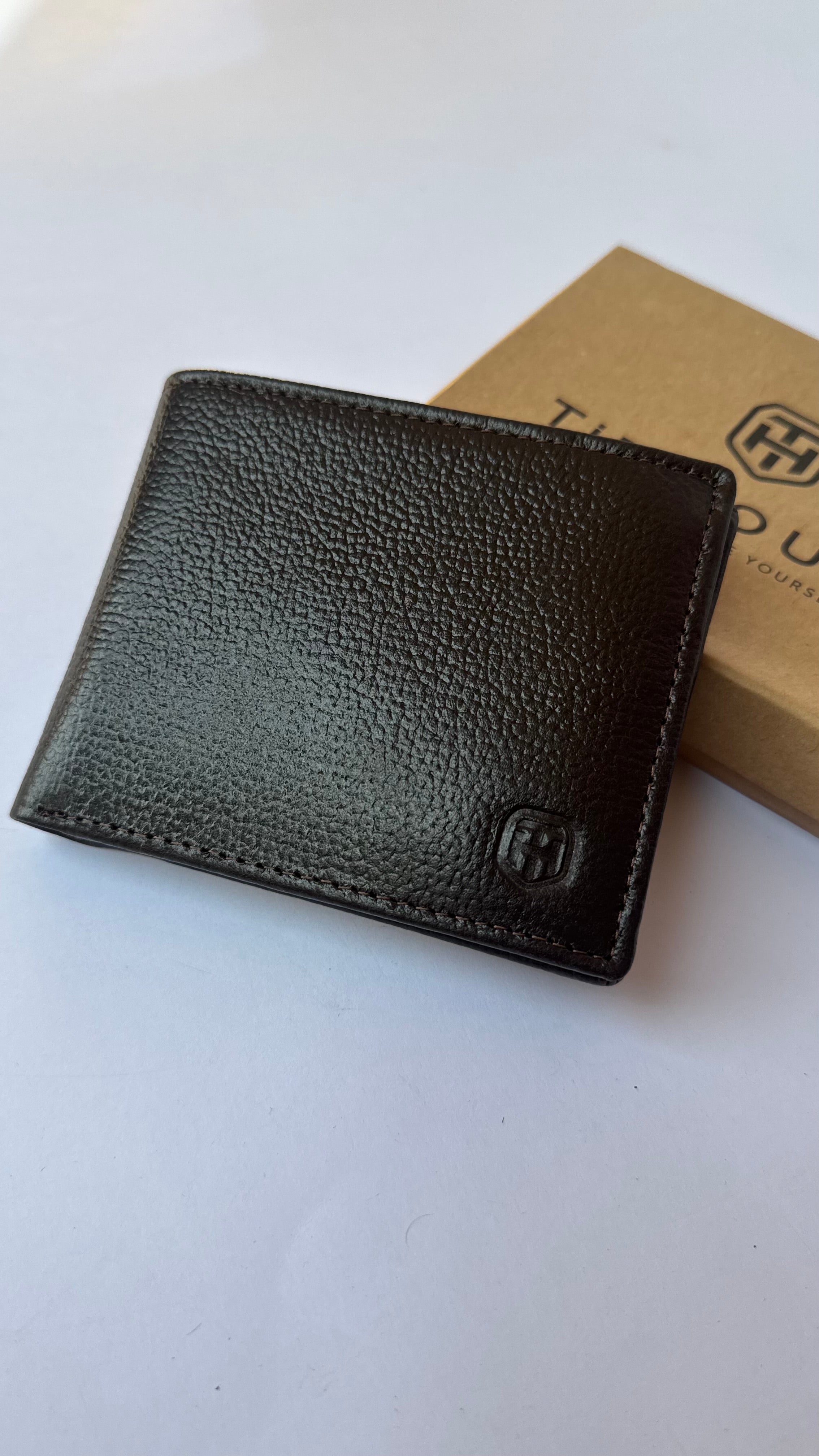 Tie House Wallet -124