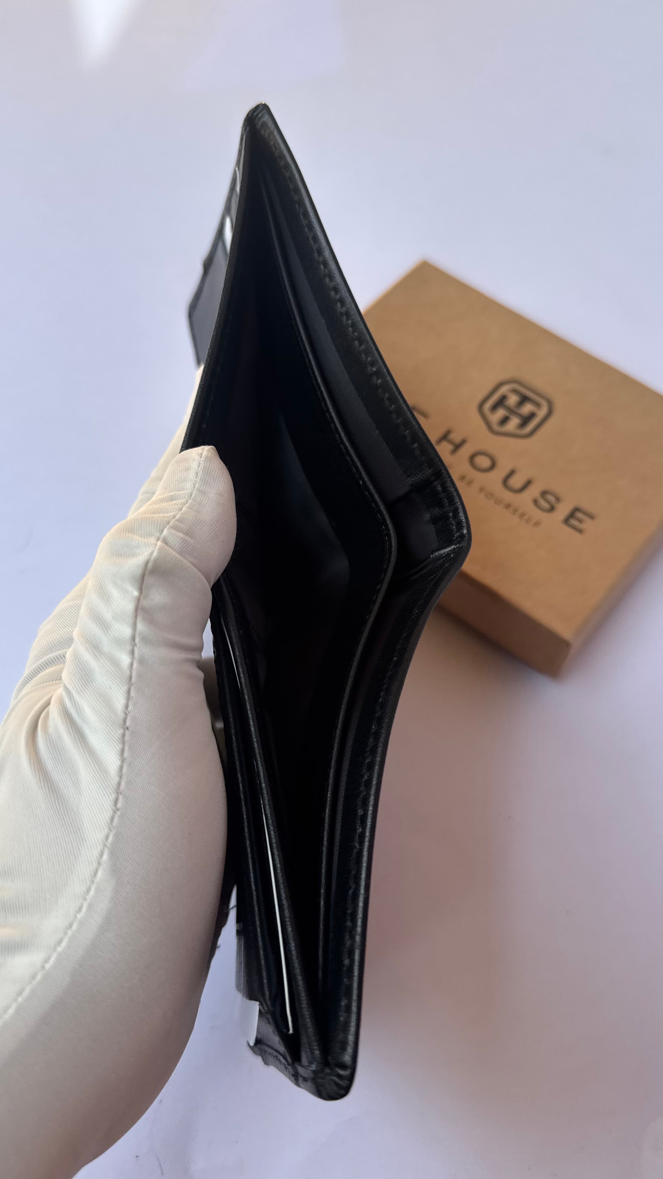 Tie House Wallet -125