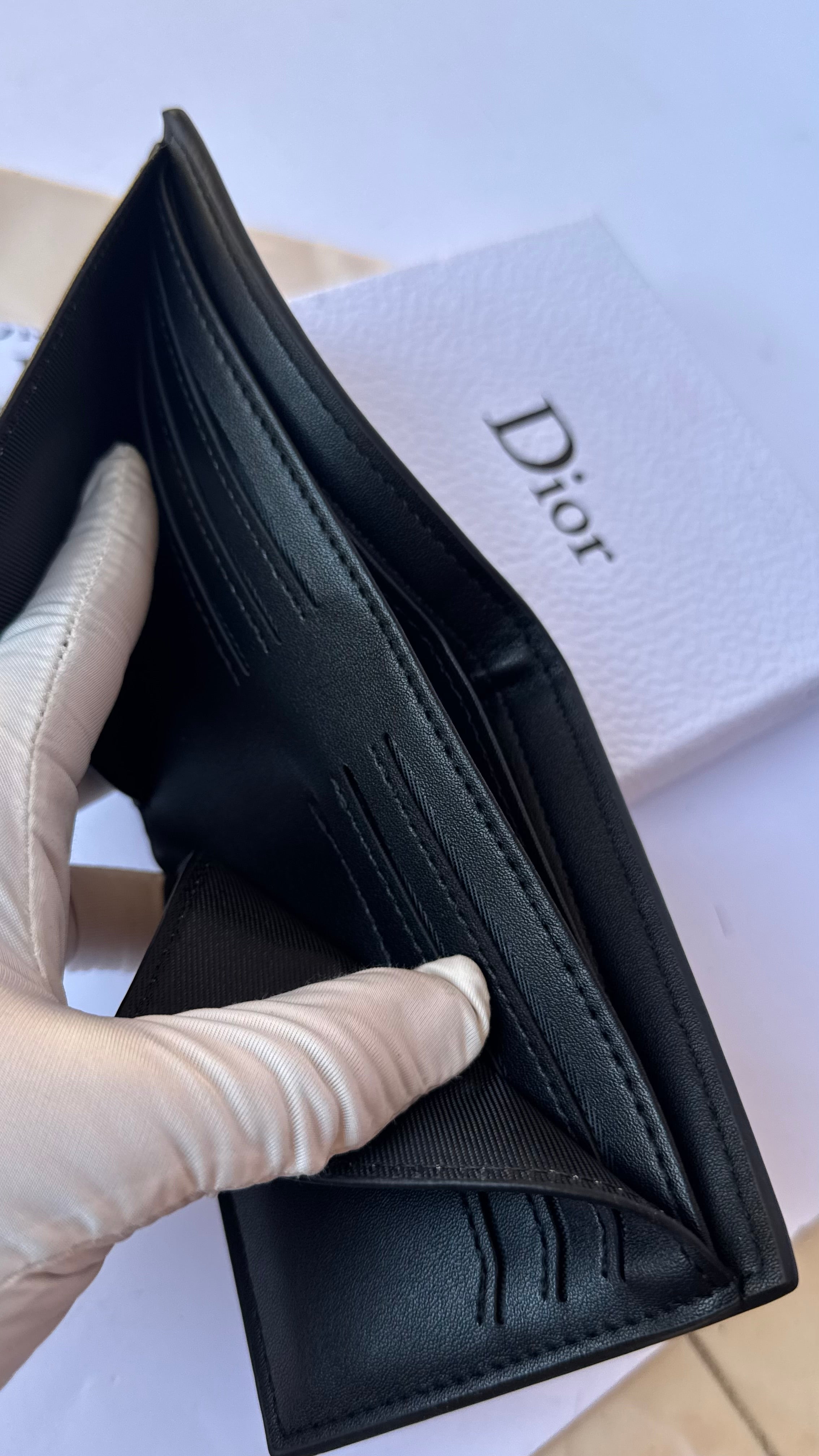 Christian Dior DD shape Wallet