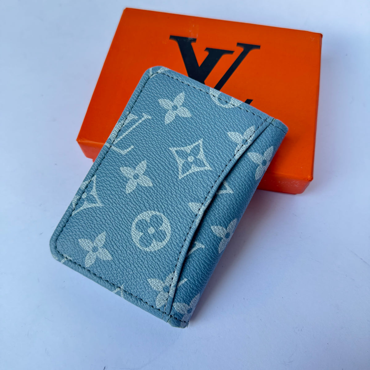 Flip LV Wallet & Cardholder-34