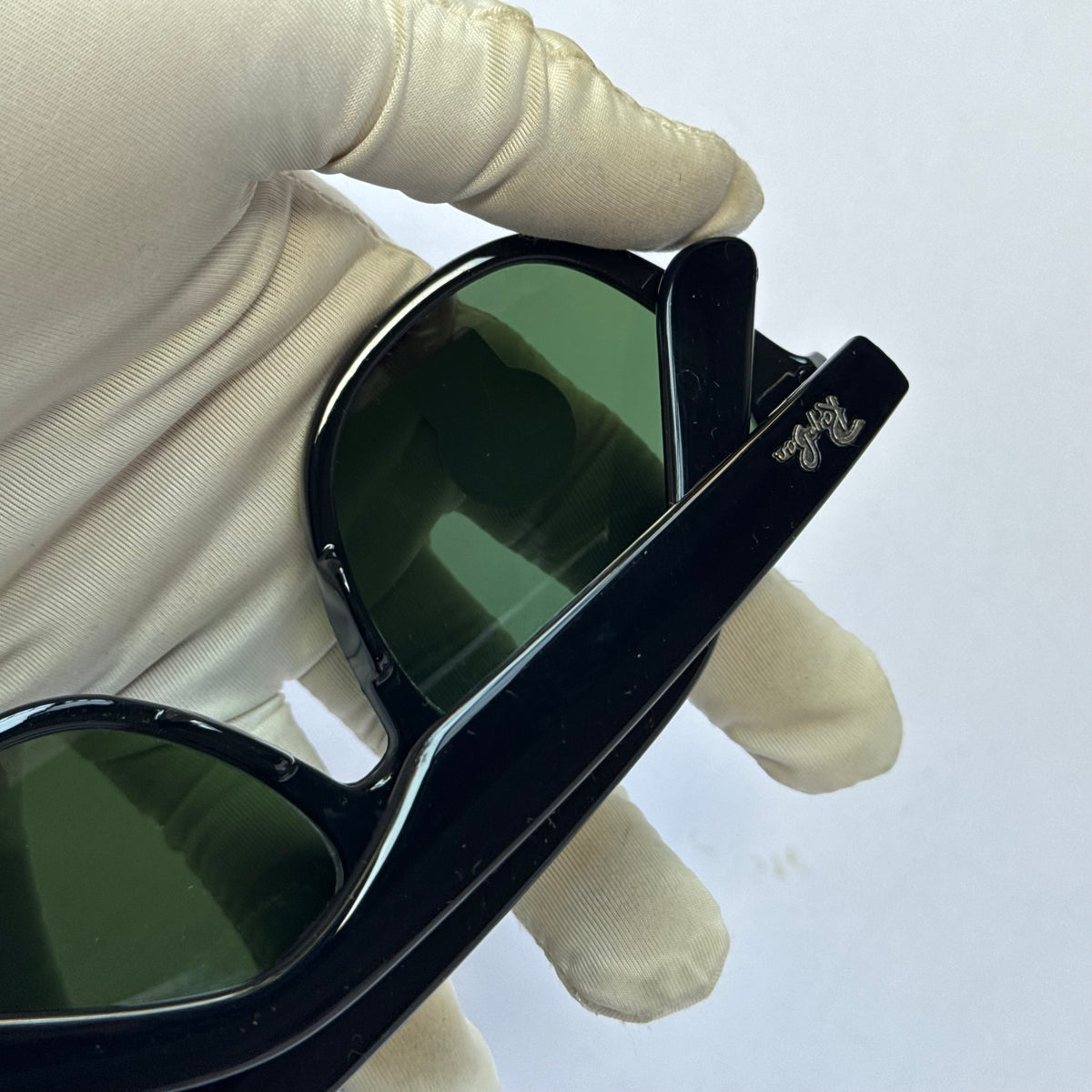 Ray-Ban Wayfarer Sunglasses
