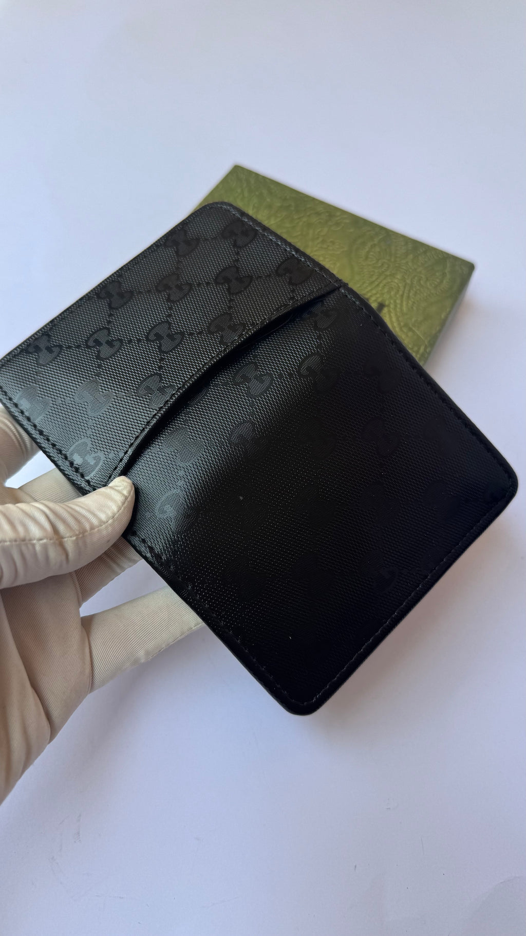 Flip Gucci Wallet & Cardholder-31