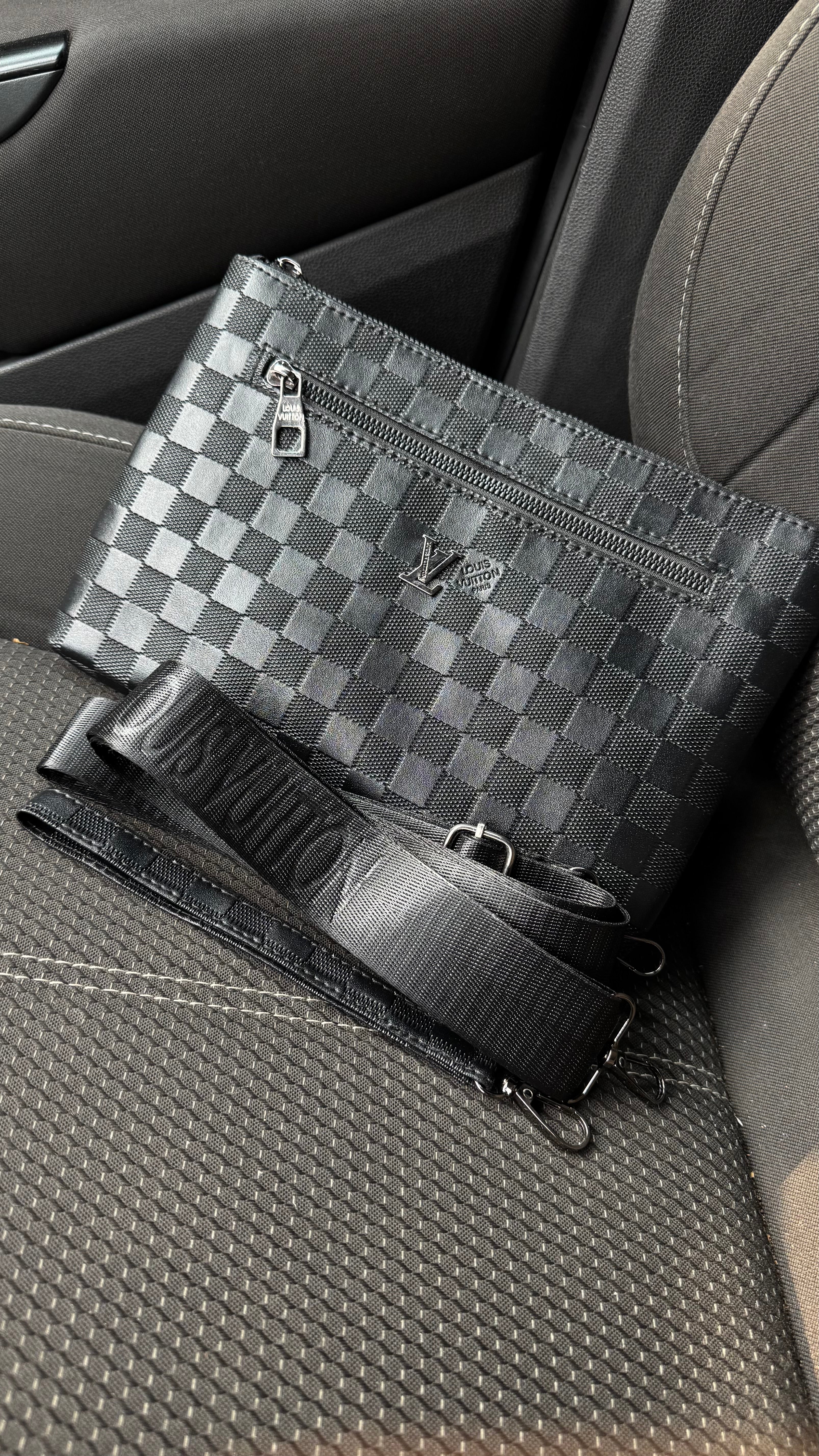 Louis Vuitton Pouch Bag | Crossbody & Hand Bag