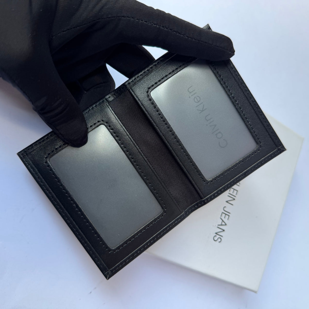 Calvinklein Wallet + Removable Card Holder