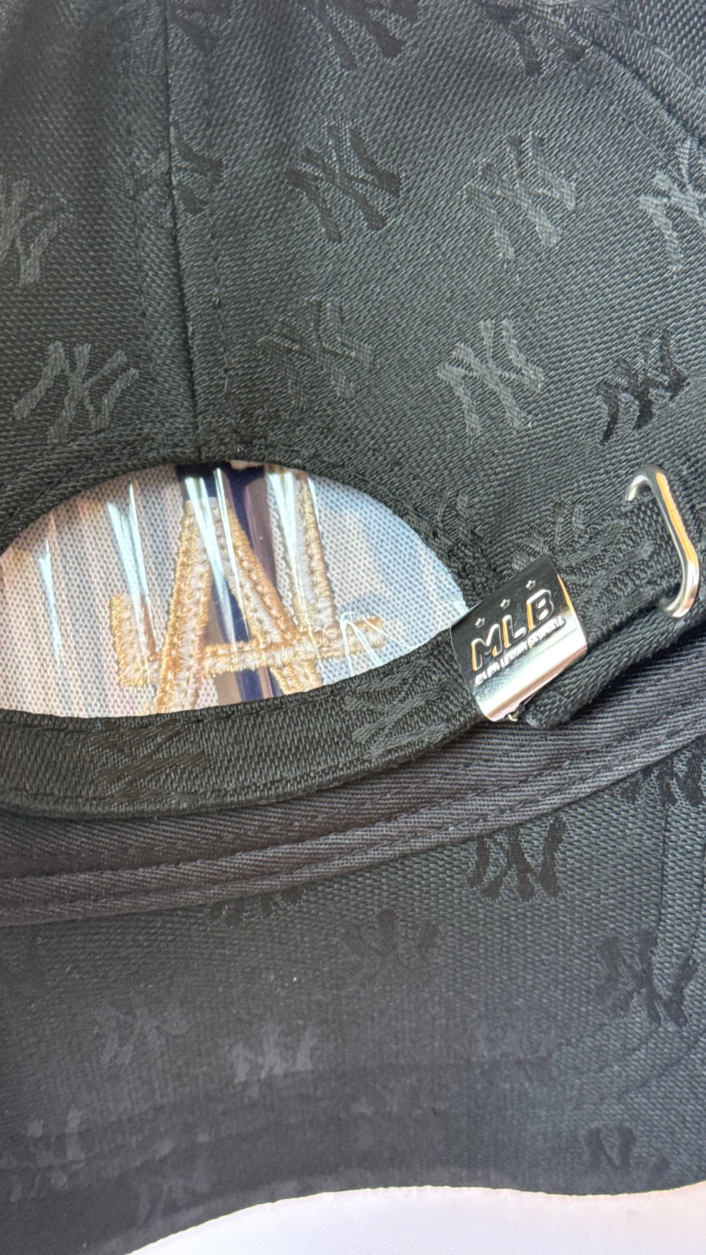 LA Baseball Cap -1081