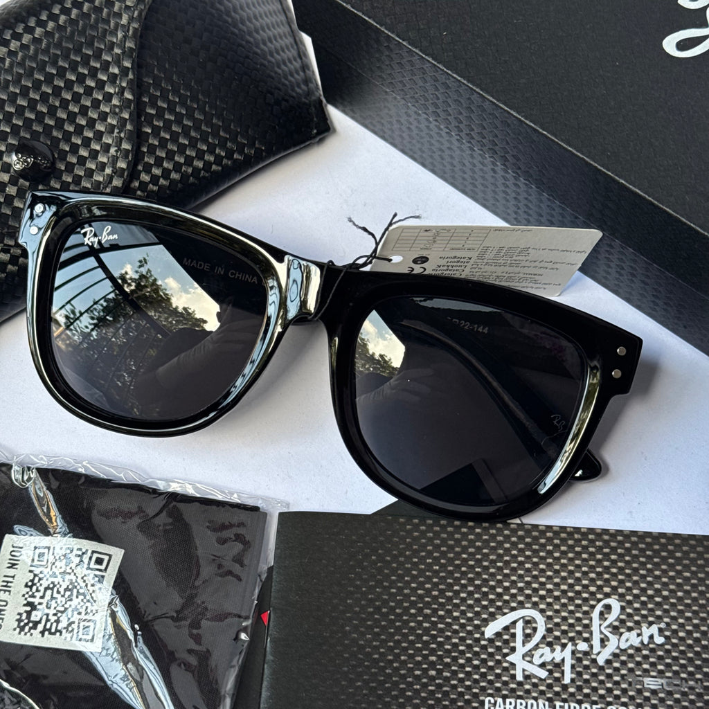 Ray-Ban Wayfarer Sunglasses
