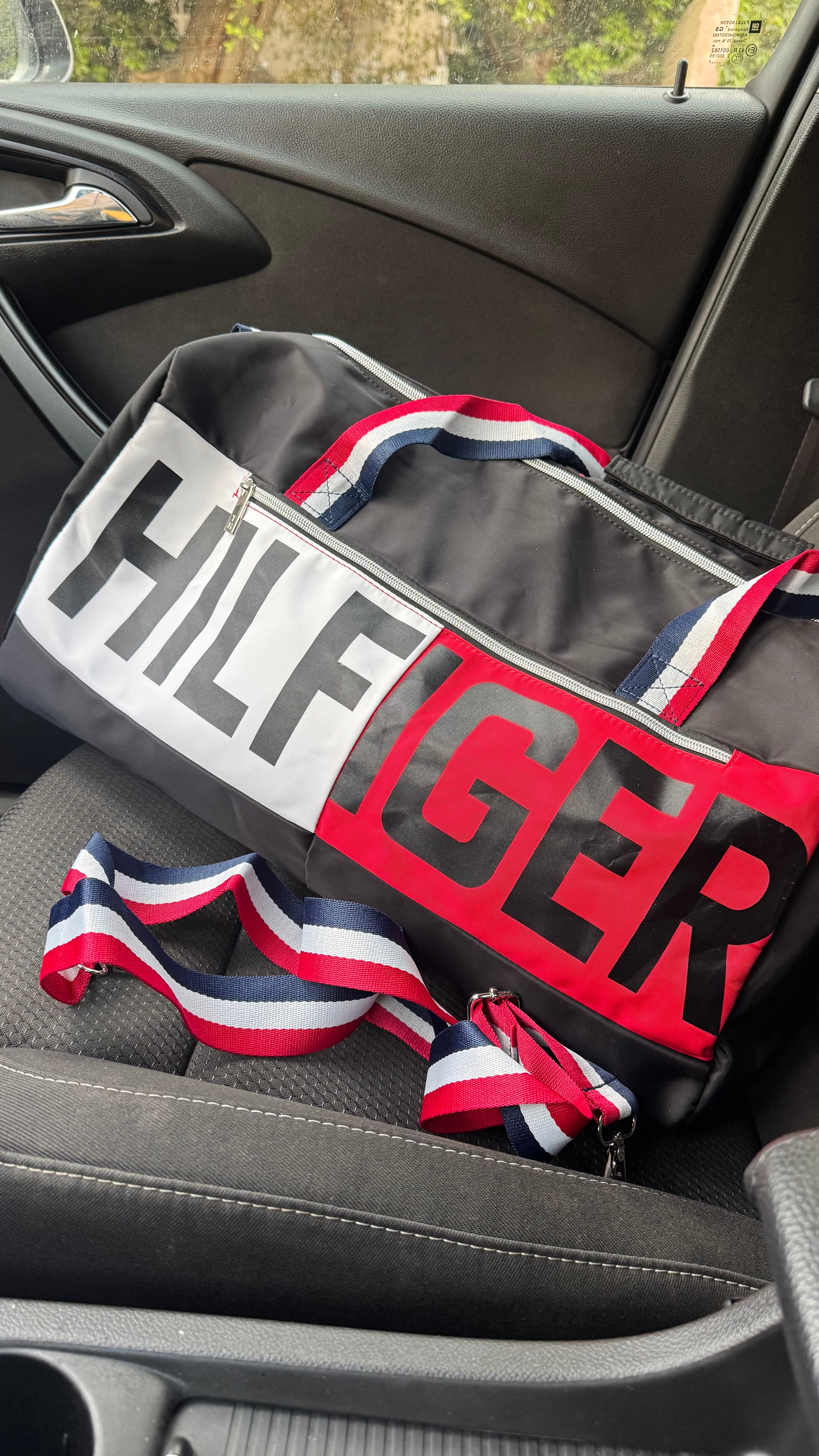 Tommy Hilfiger Duffle Bag