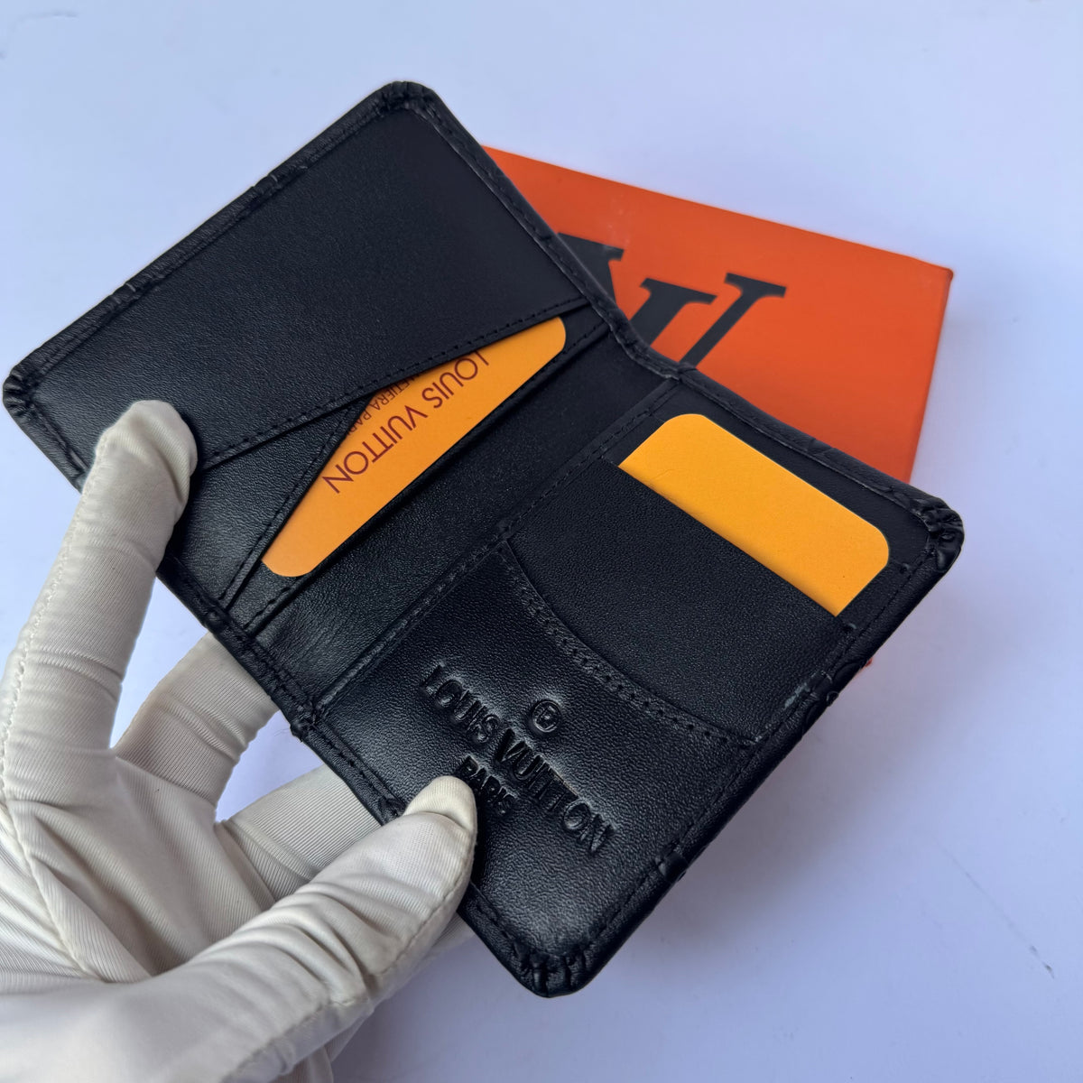 Flip LV Wallet & Cardholder-33