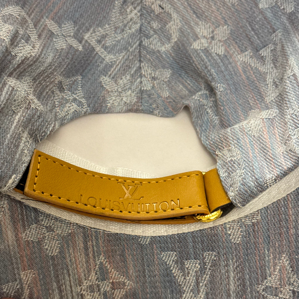Louis Vuitton Mirror Baseball Cap -1082