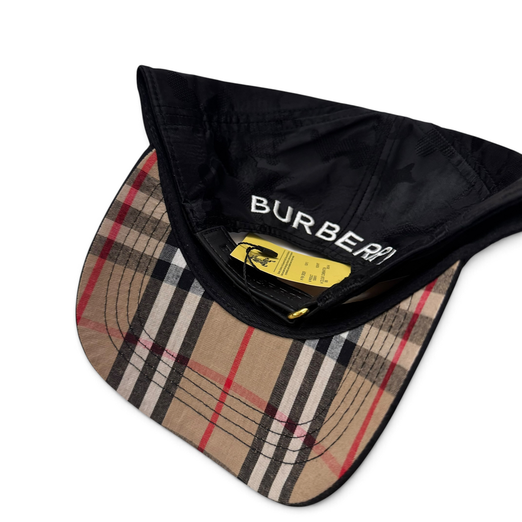 Burberry Baseball Cap -1066