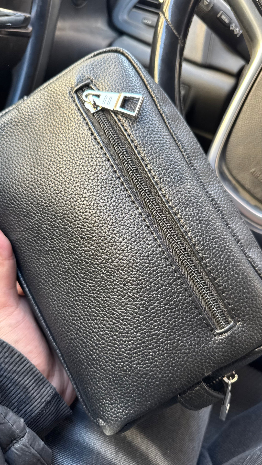 Tommy Hilfiger Hand Bag