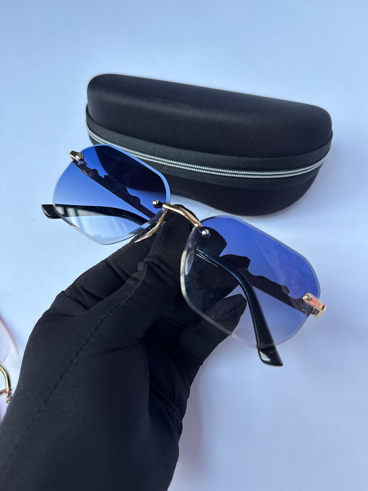 Frameless Sunglasses
