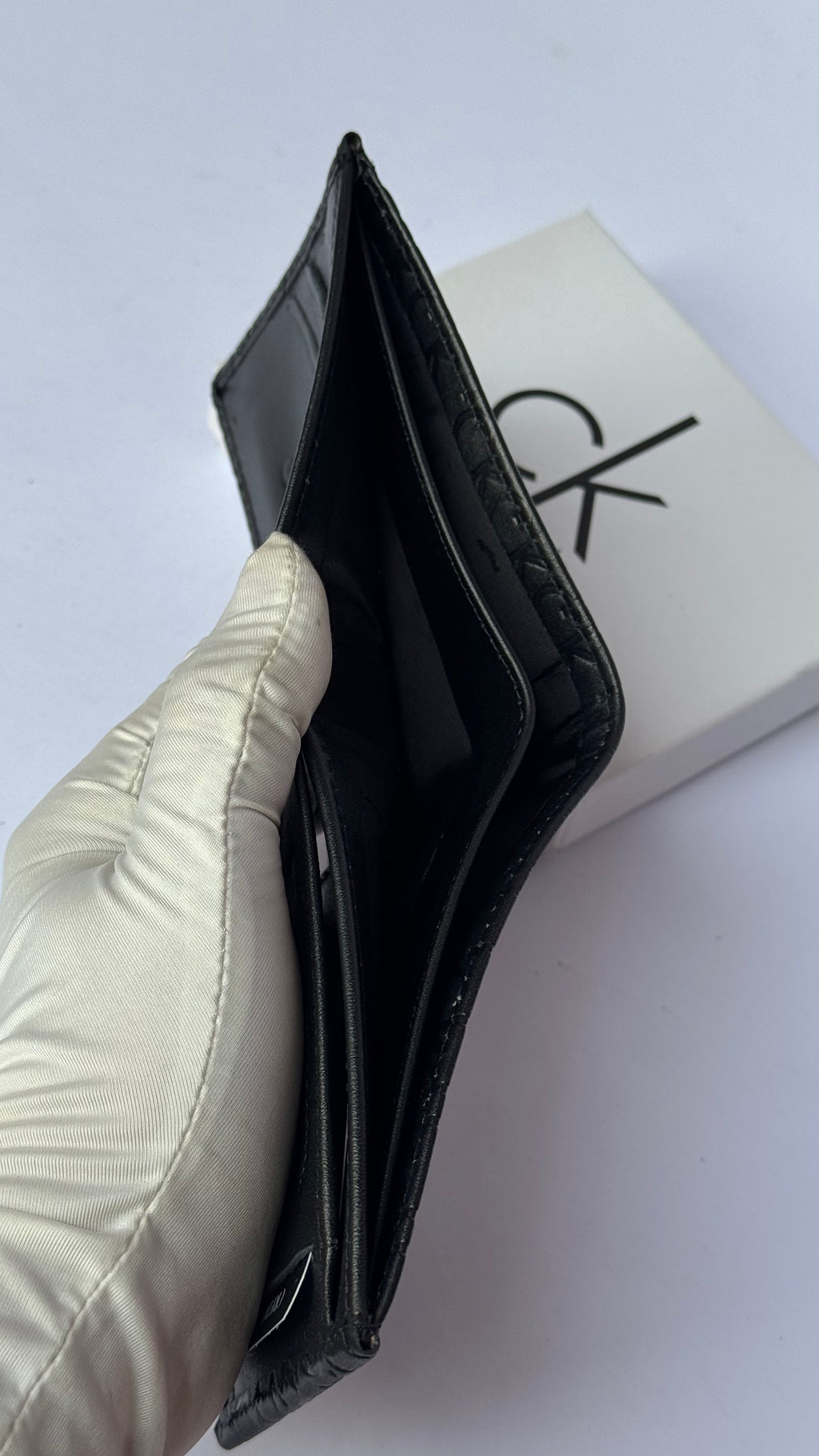 Calvin Klein Textured Genuine Leather Wallet