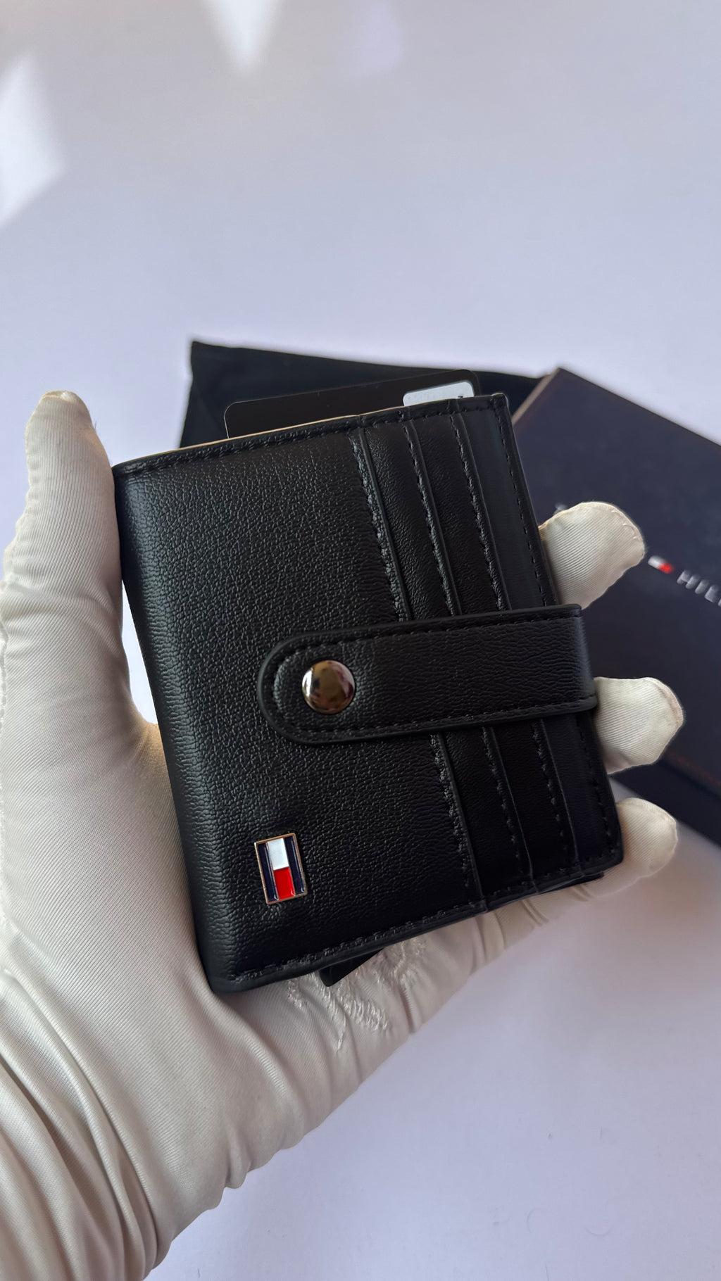 Tommy Hilfiger Bifold Automatic Wallet
