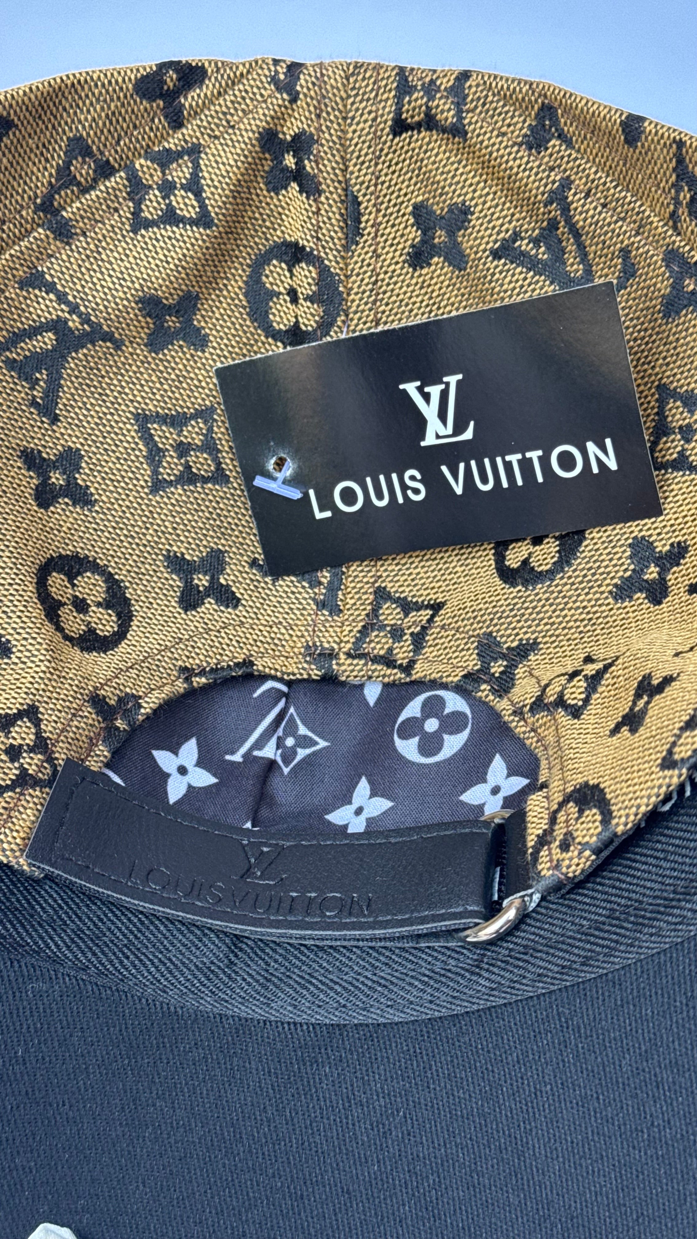LV Mirror Baseball Cap -1048