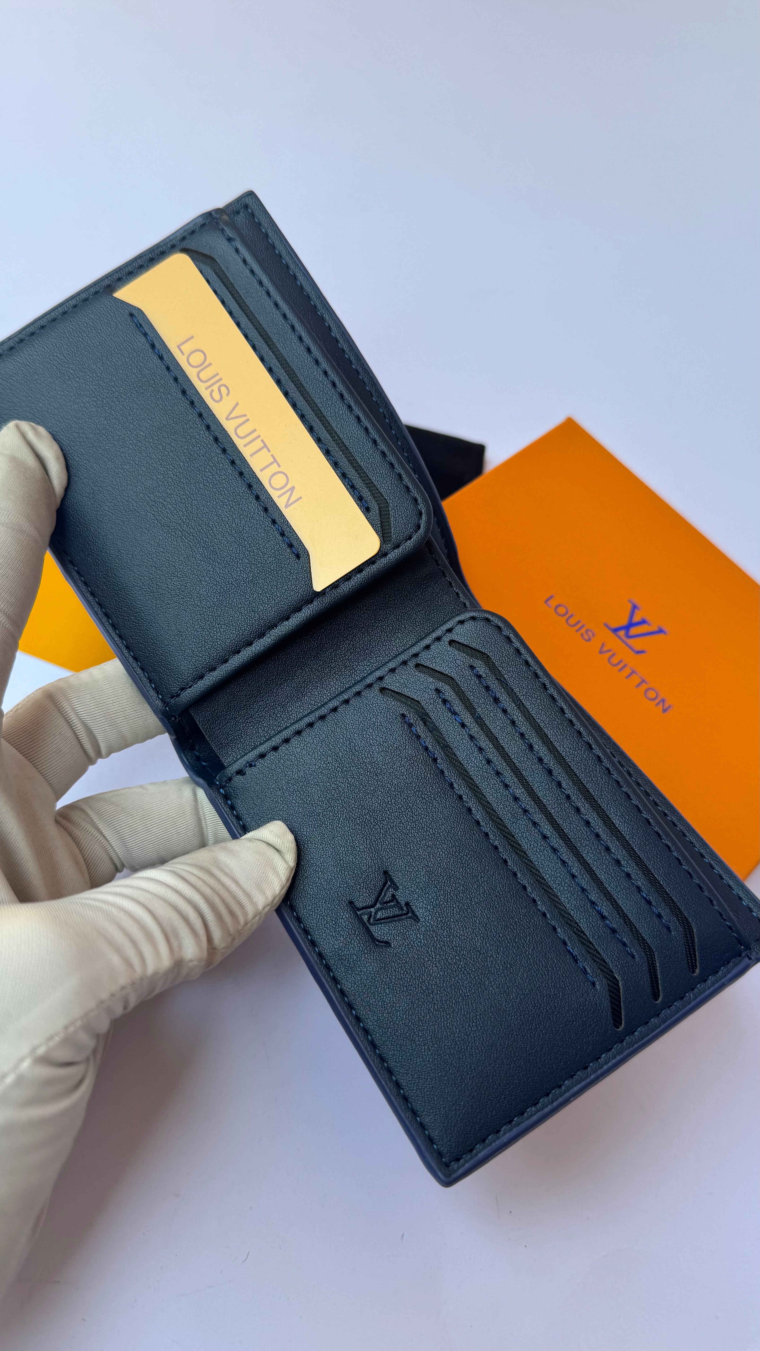 Louis Vuitton Wallet -113
