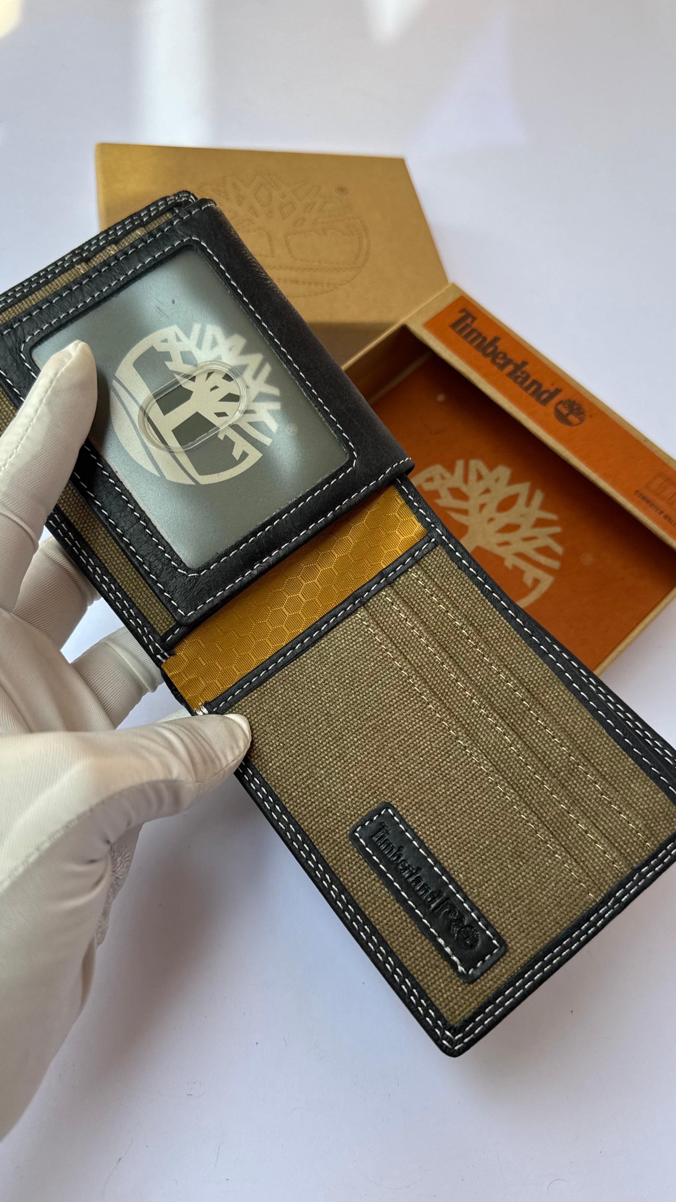 Timberland Mirror Wallet With Cardholder