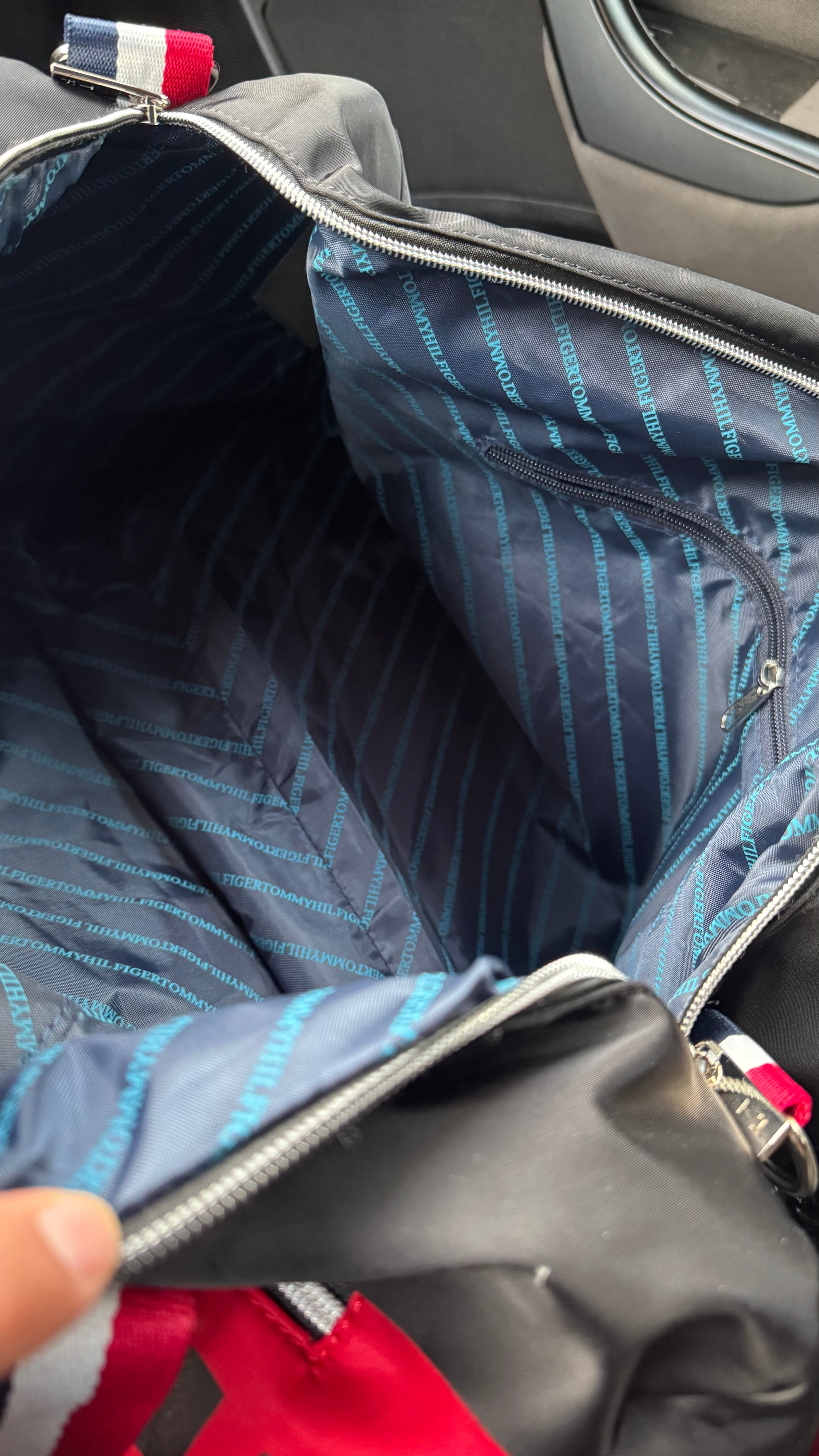 Tommy Hilfiger Duffle Bag