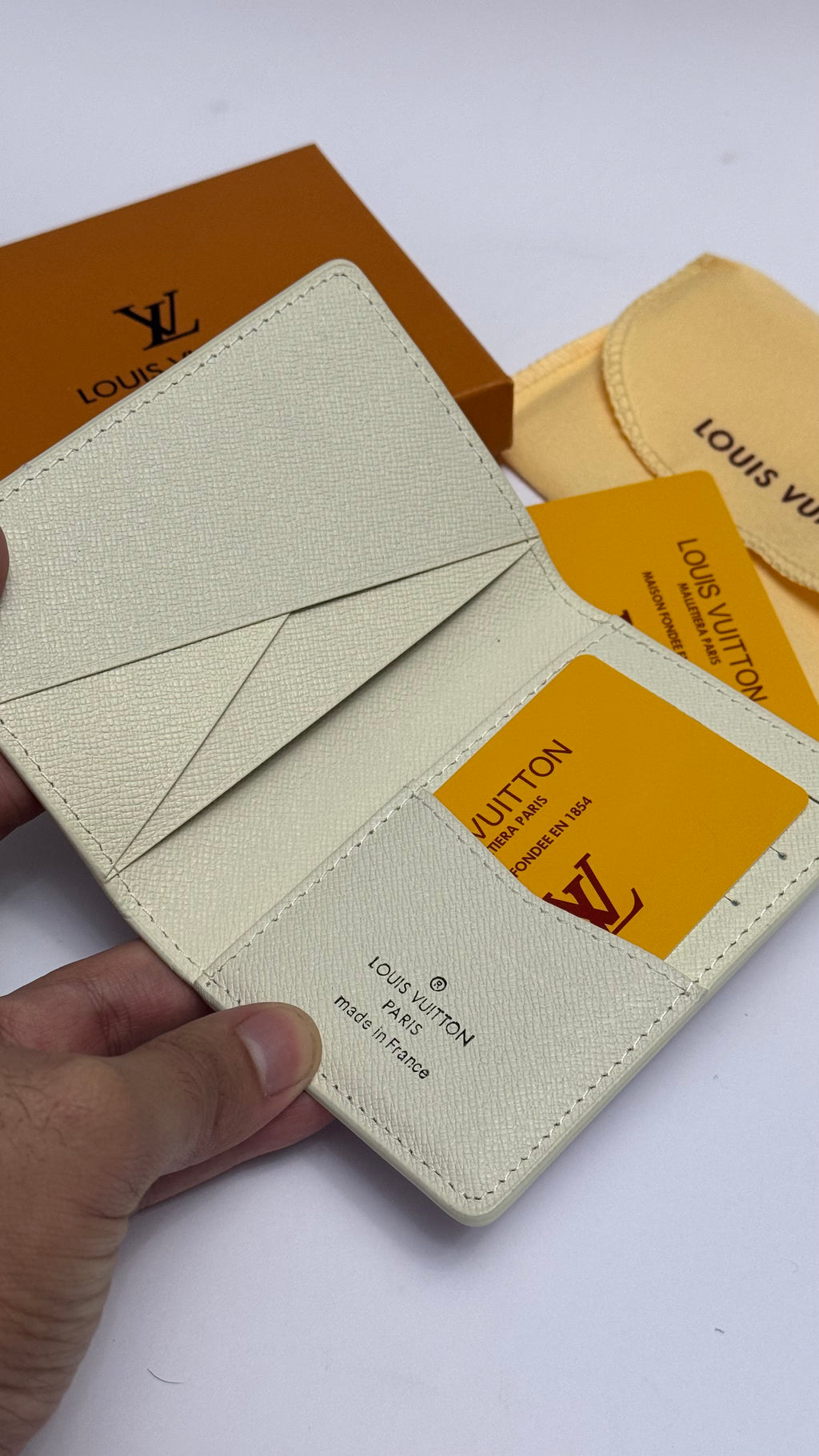 Mirror Flip LV Wallet & Cardholder-30