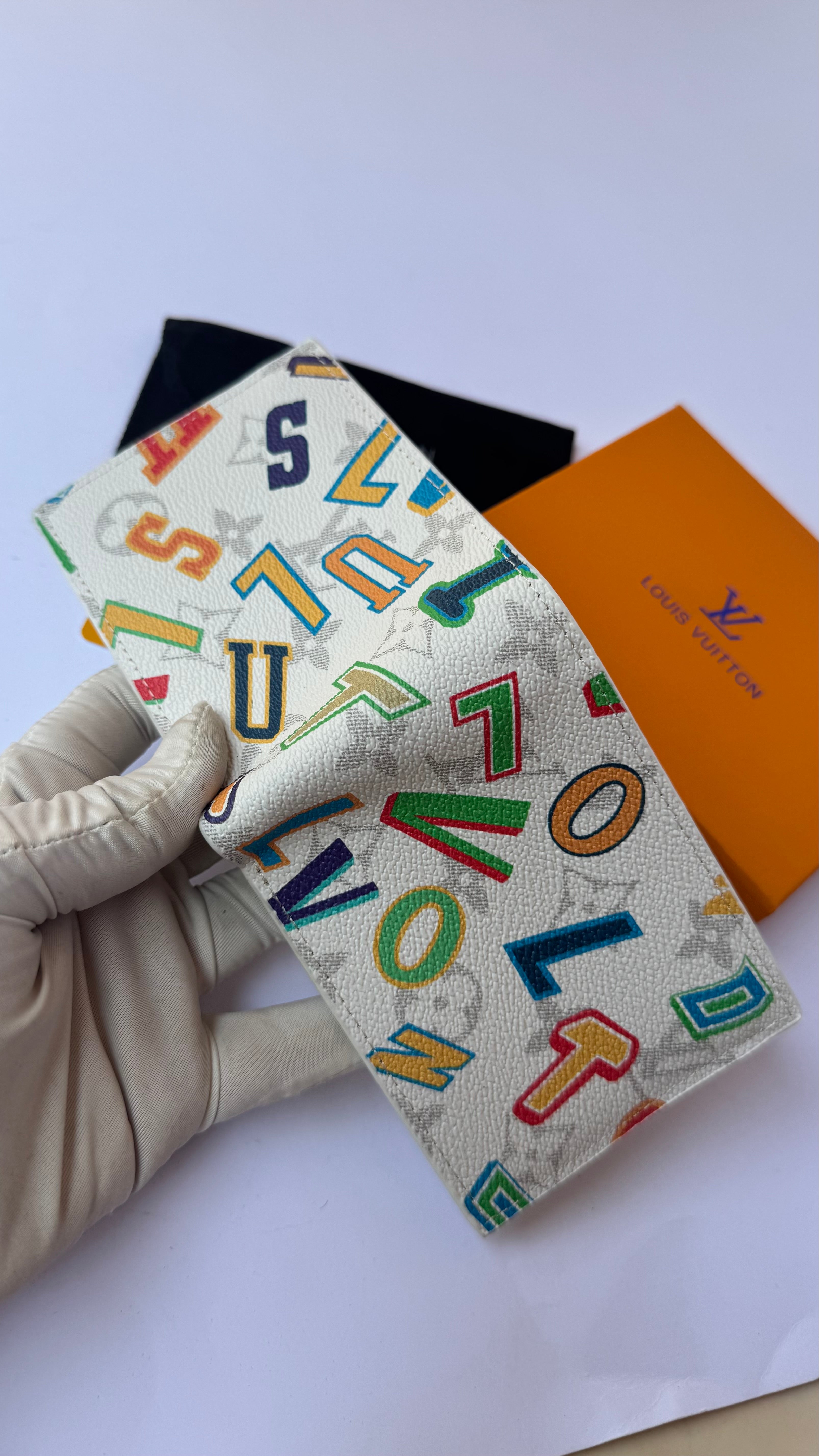 Louis Vuitton Wallet -112