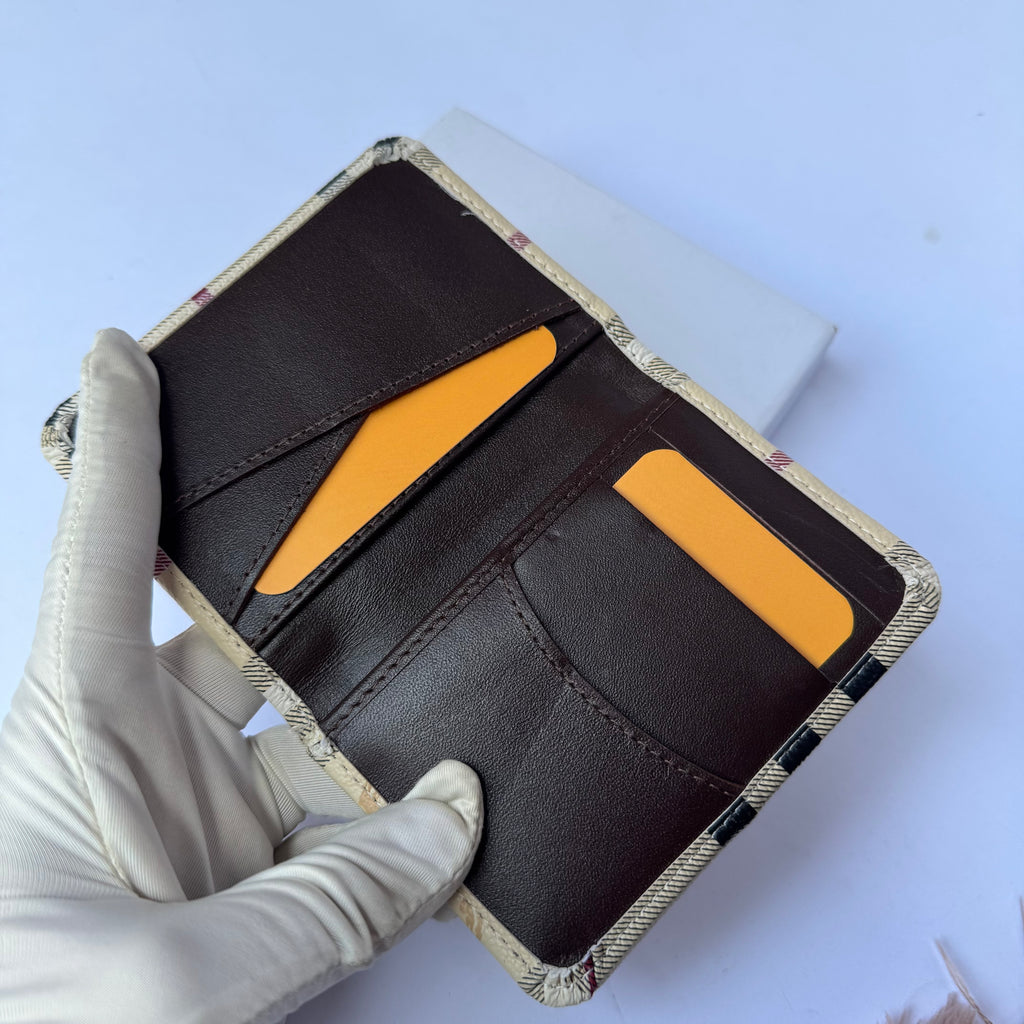 Flip Burberry Wallet & Cardholder-36
