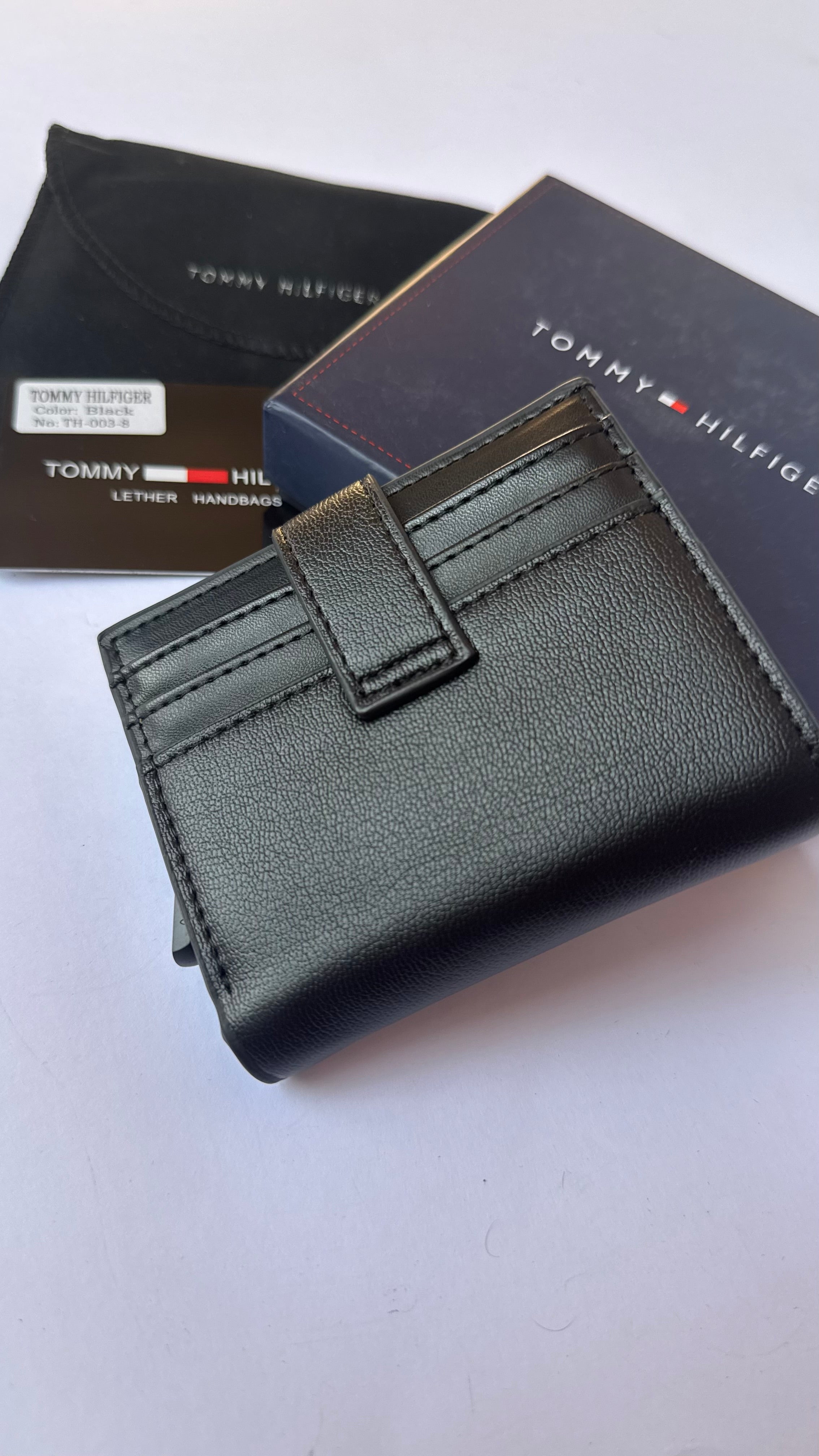 Tommy Hilfiger Bifold Automatic Wallet
