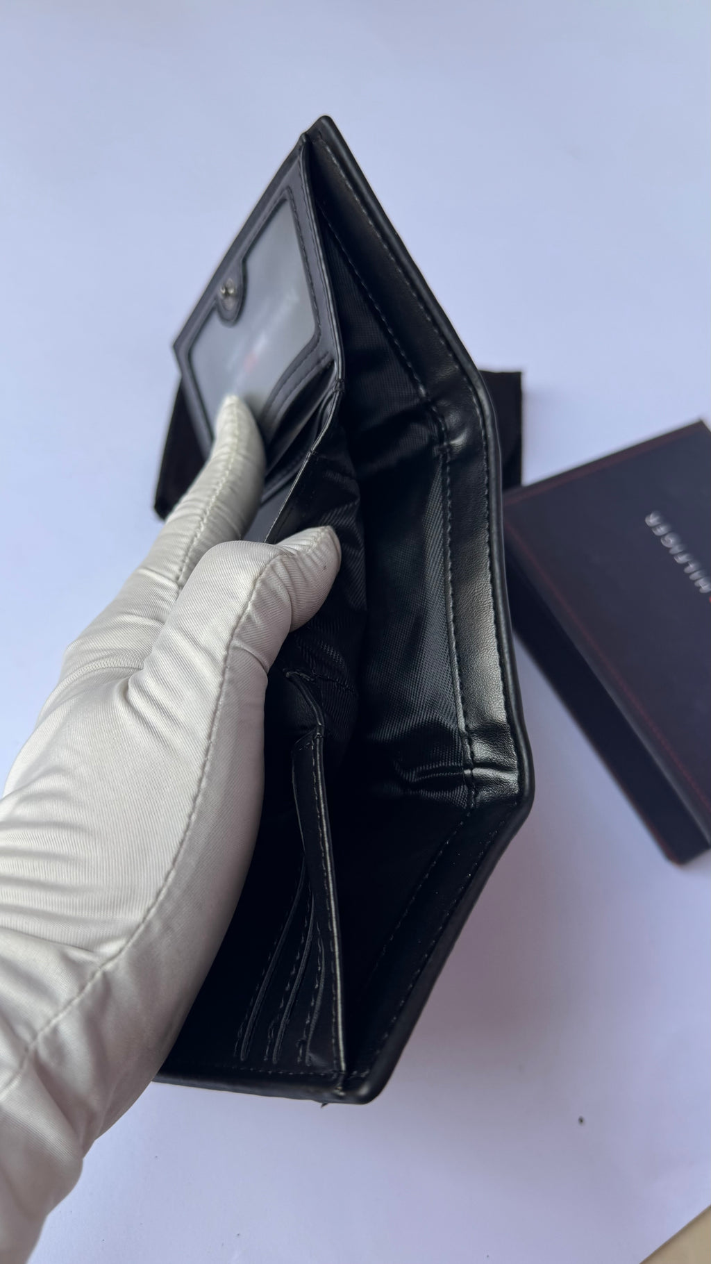 Tommy Hilfiger Grained Leather Trifold Wallet