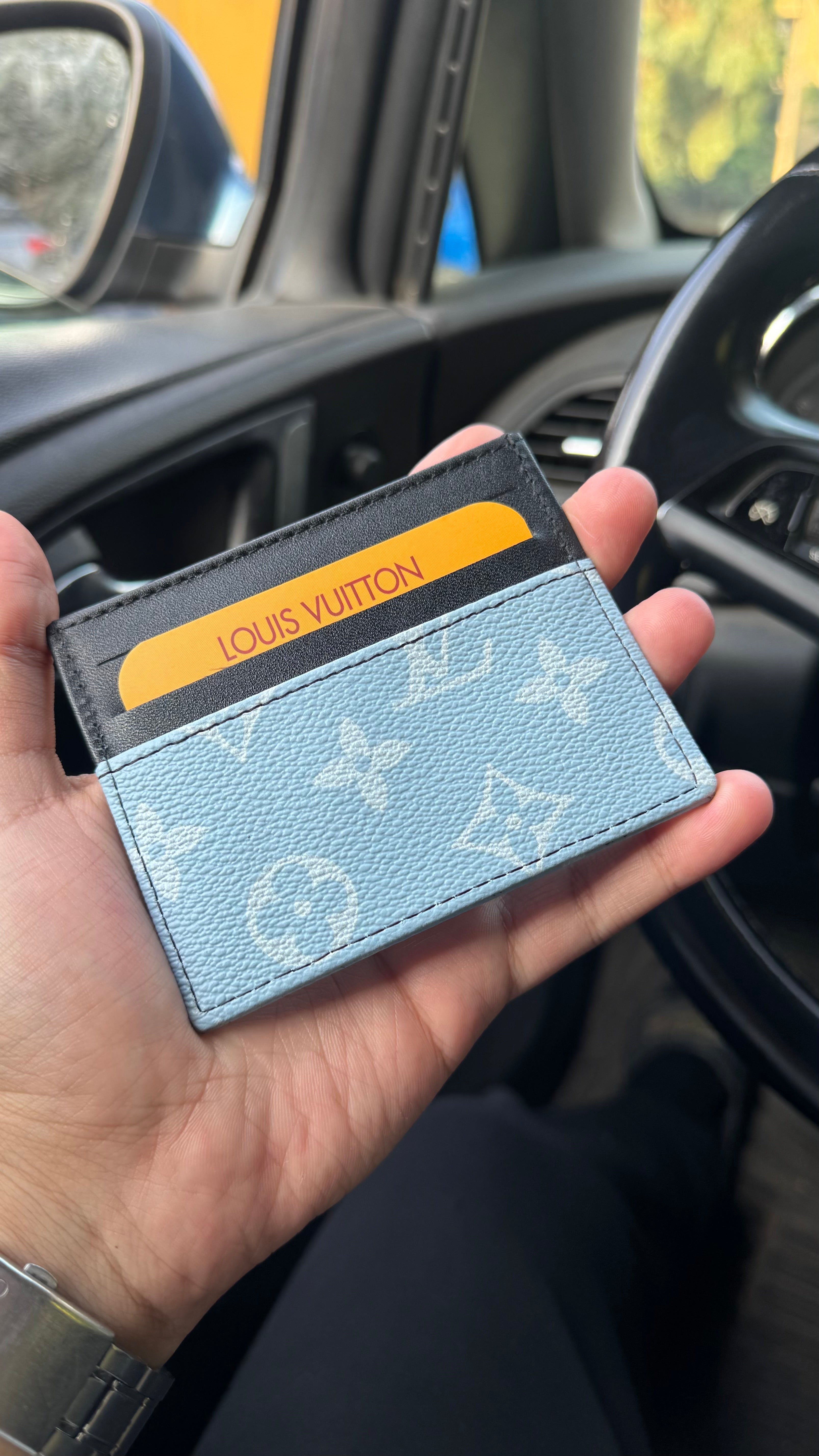 Louis Vuitton Card Holder-133