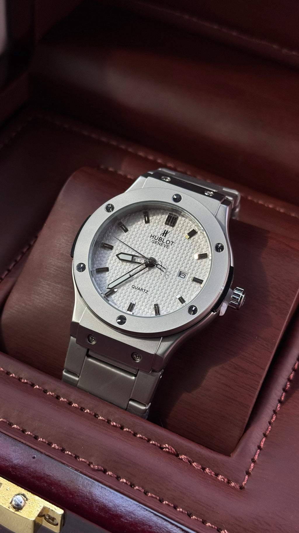 Hublot Metal Watch – Black, White & Green Dial