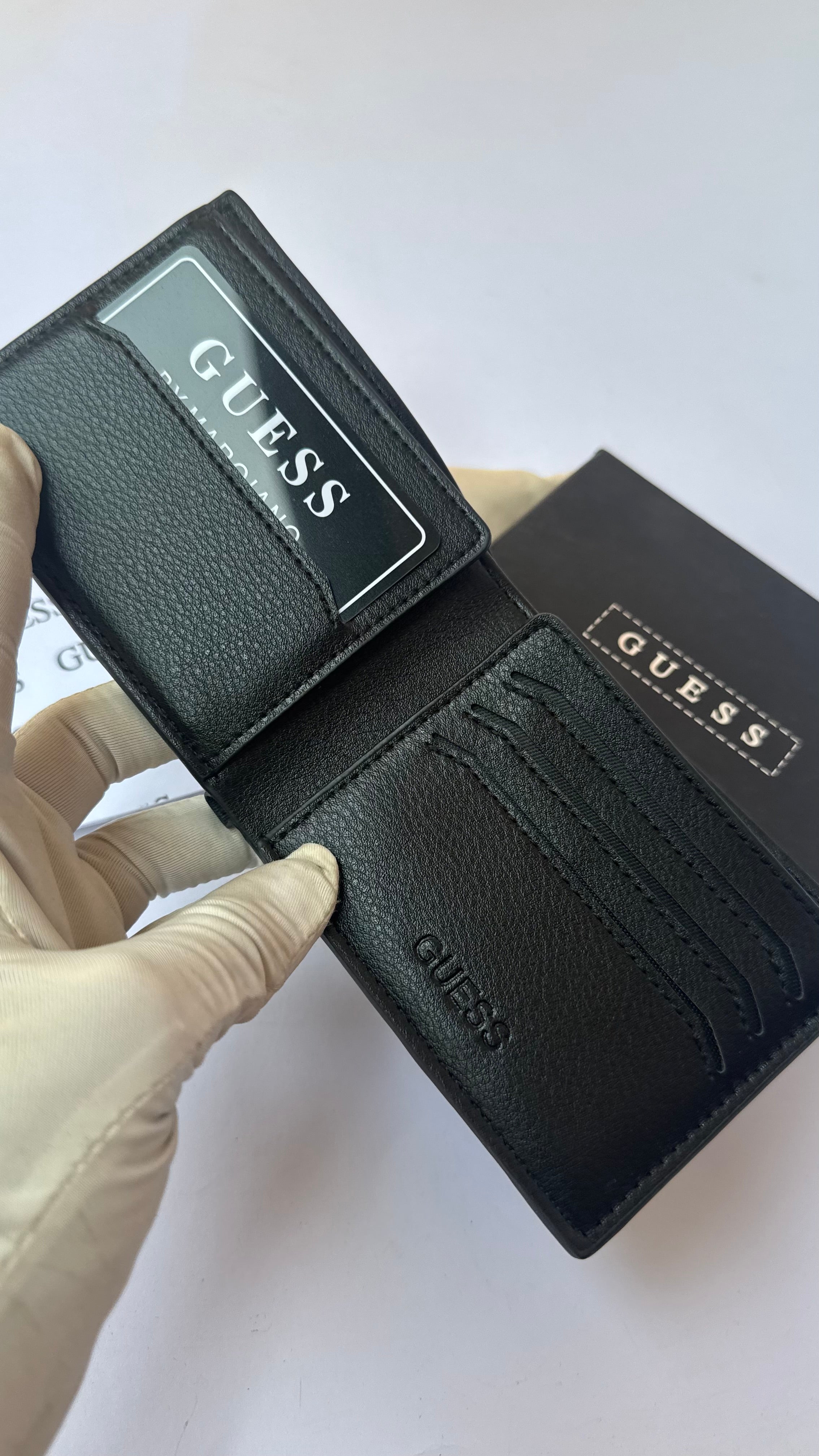 Guess Wallet -116