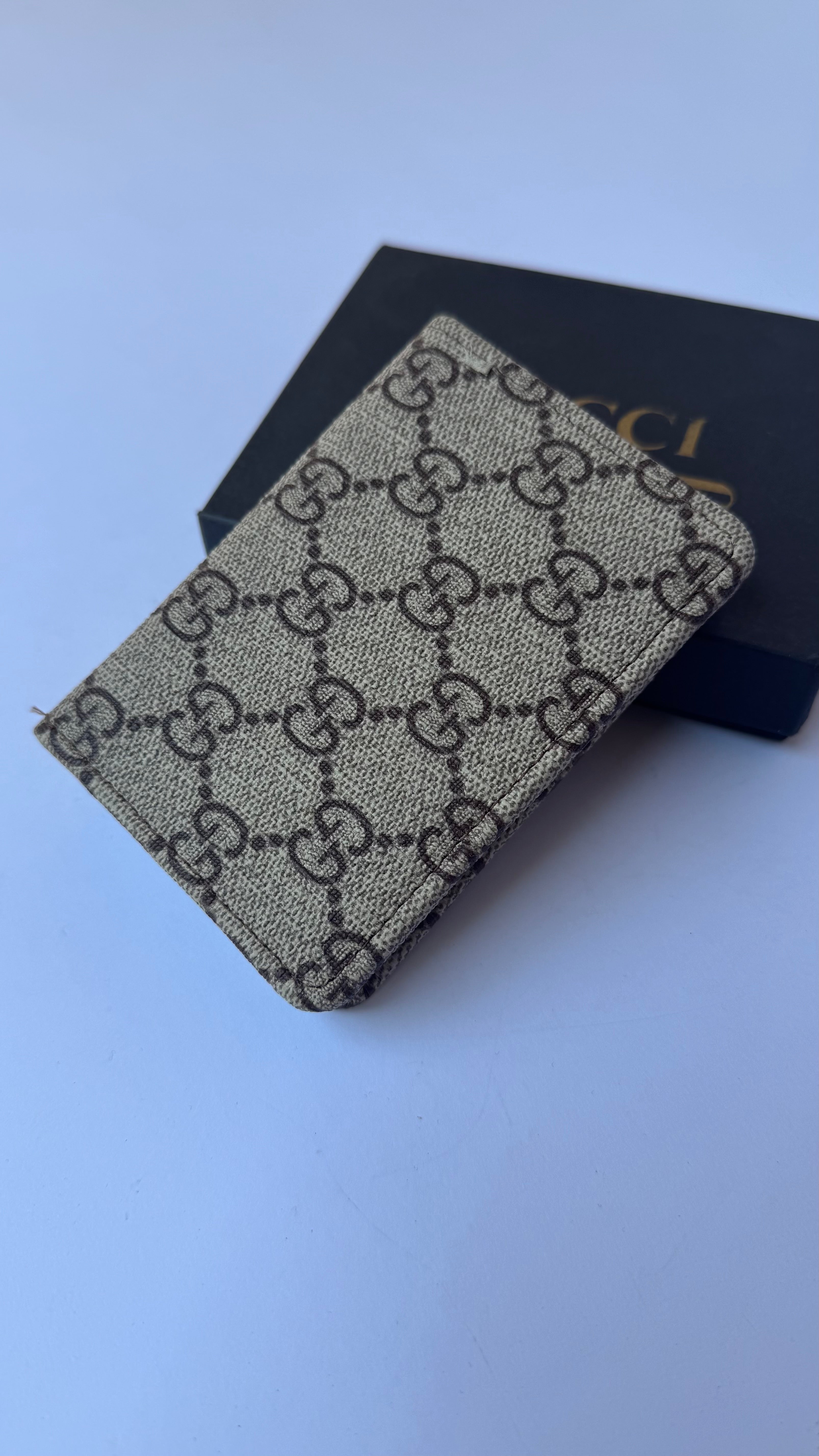 Flip Gucci Wallet & Cardholder-30