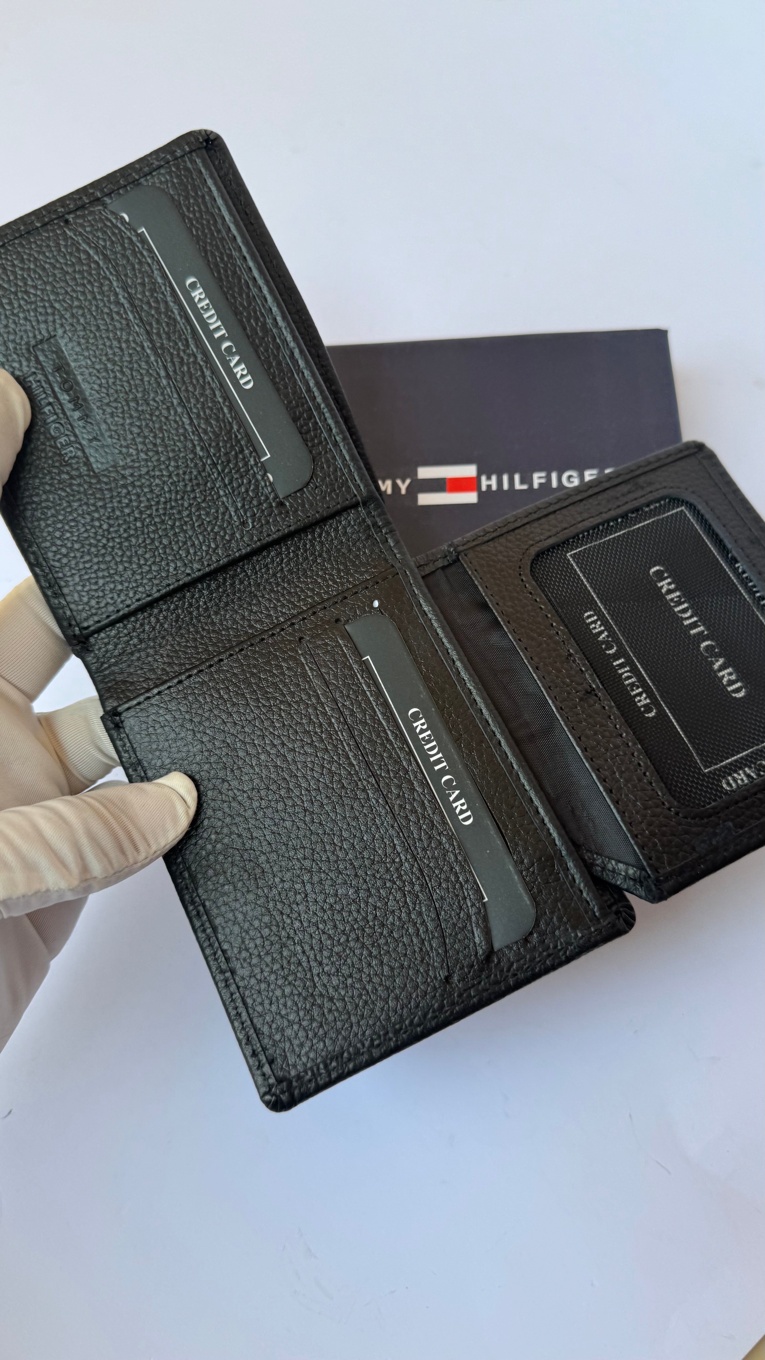 Tommy Hilfiger Genuine Leather Wallet