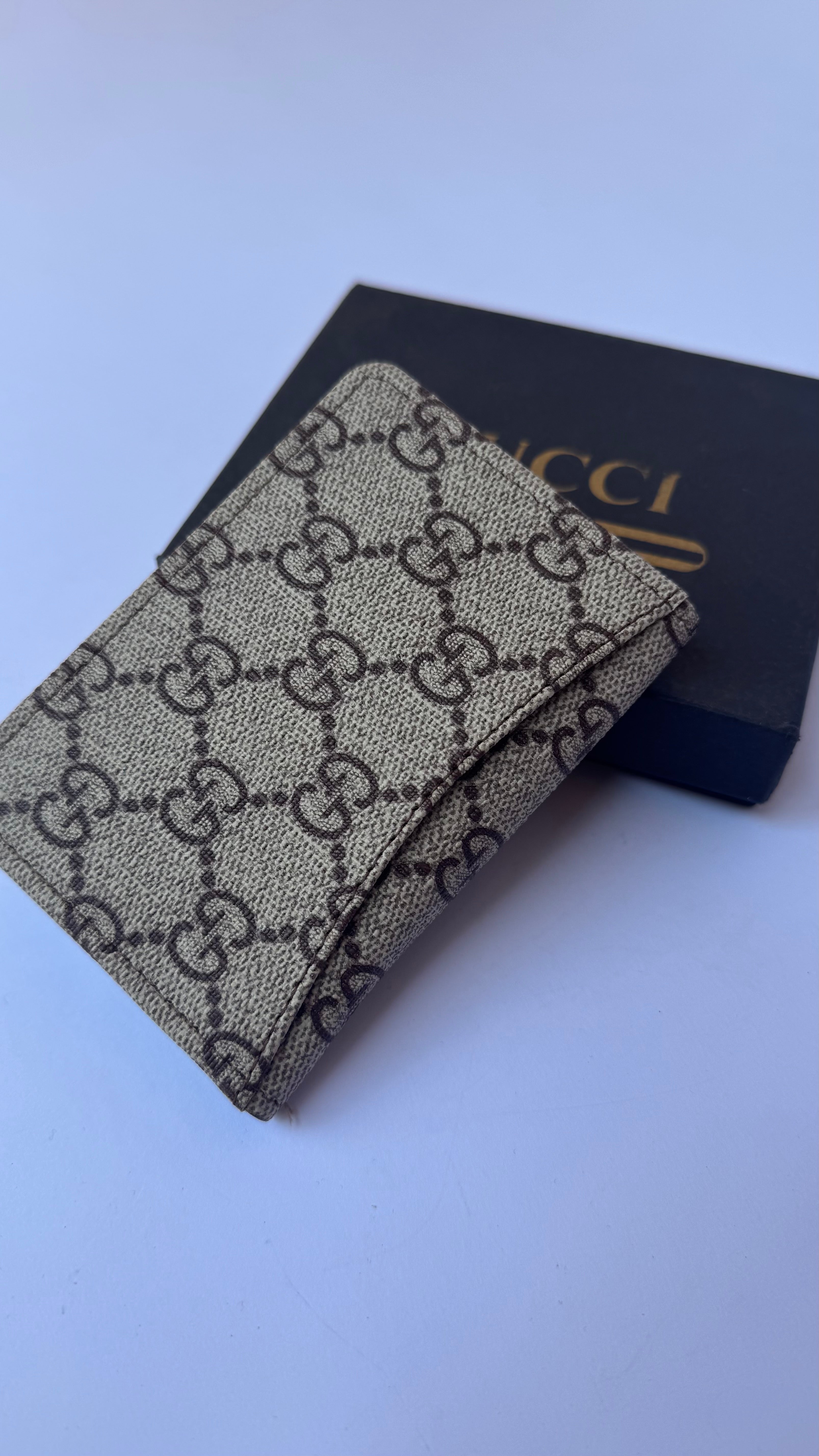 Flip Gucci Wallet & Cardholder-30