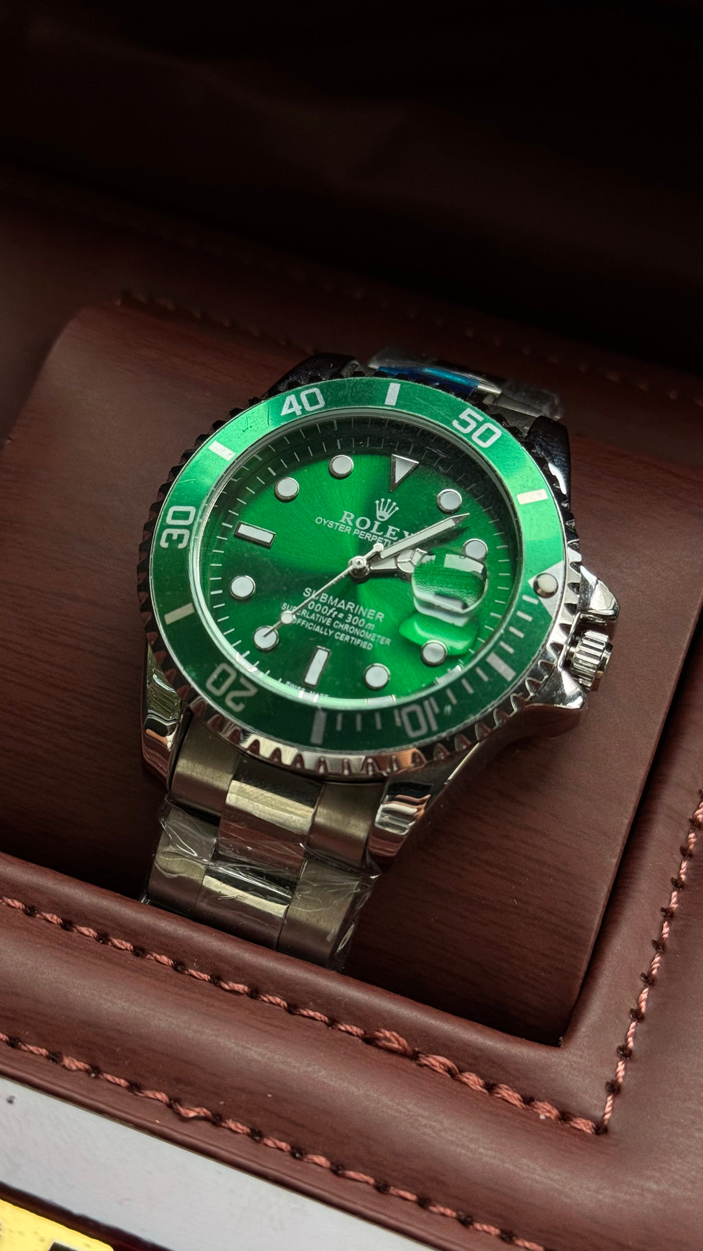Rolex Submariner Style Watch – Black & Green Dial
