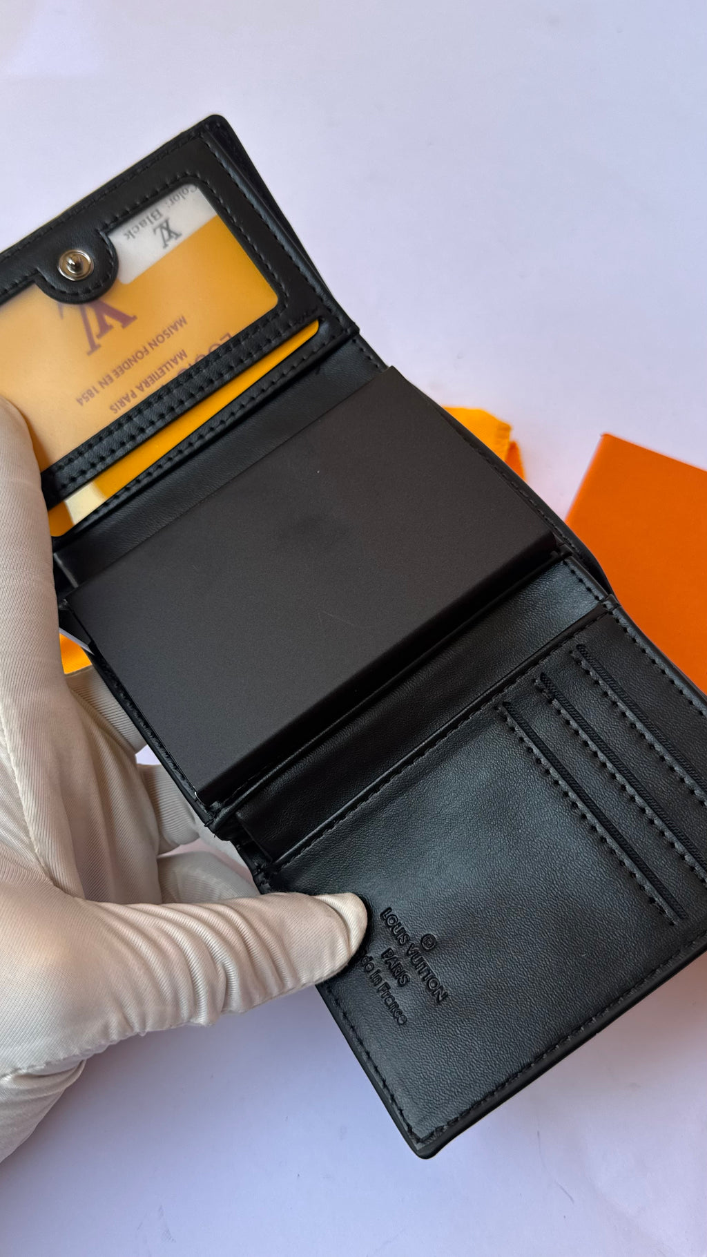Louis Vuitton Automatic Trifold Wallet-Press