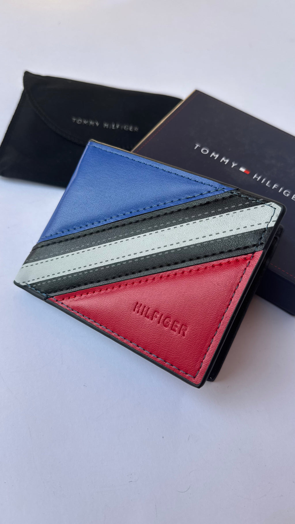 Tommy Hilfiger Wallet -128